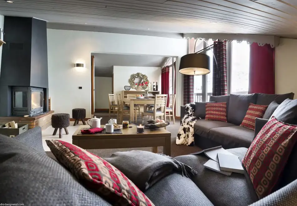 Village Montana, Val Thorens (self catered apartments) - Typical 3 bed Premier apartment style