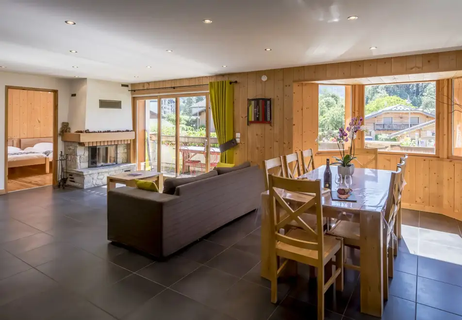 Rose, Samoens (self catered apartments) - Rose 1