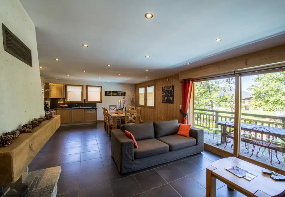 Rose, Samoens (self catered apartments) - Rose 2