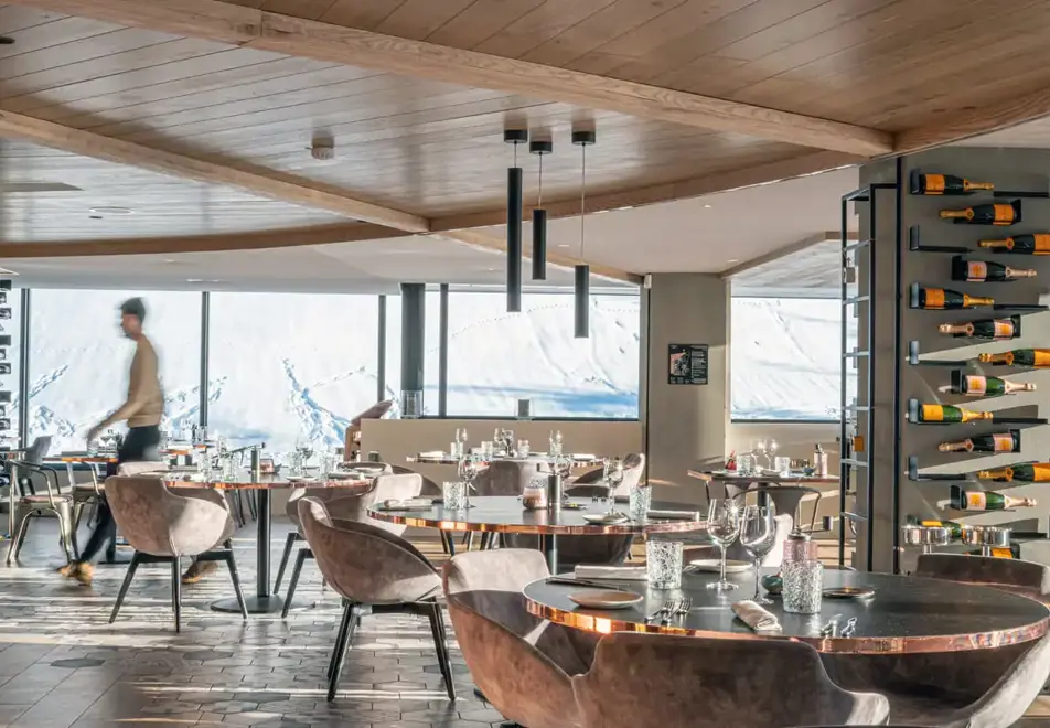 Voulez Vous, Tignes le Lac (hotel) - Restaurant Il Savoia