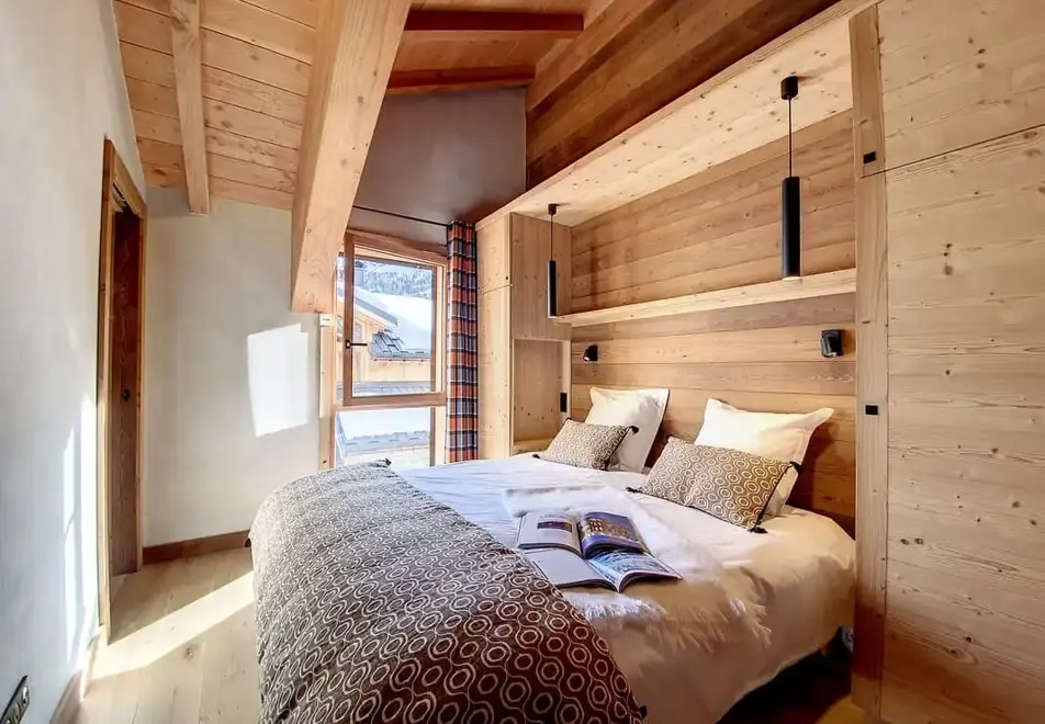Chalet Edelweiss, Le Bettex (self catered chalet) - Double bedroom