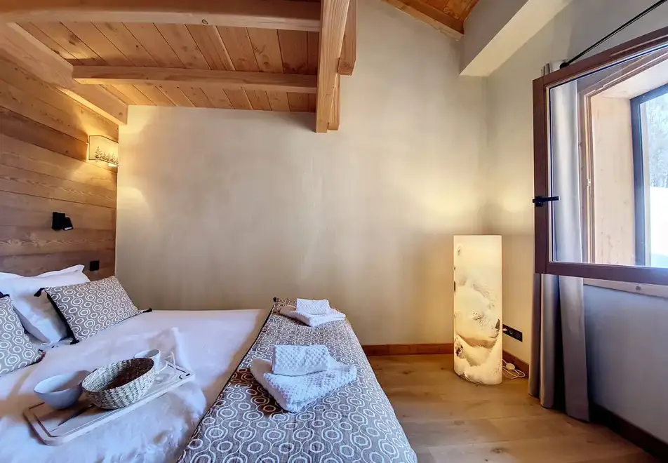 Chalet Edelweiss, Le Bettex (self catered chalet) - Double bedroom