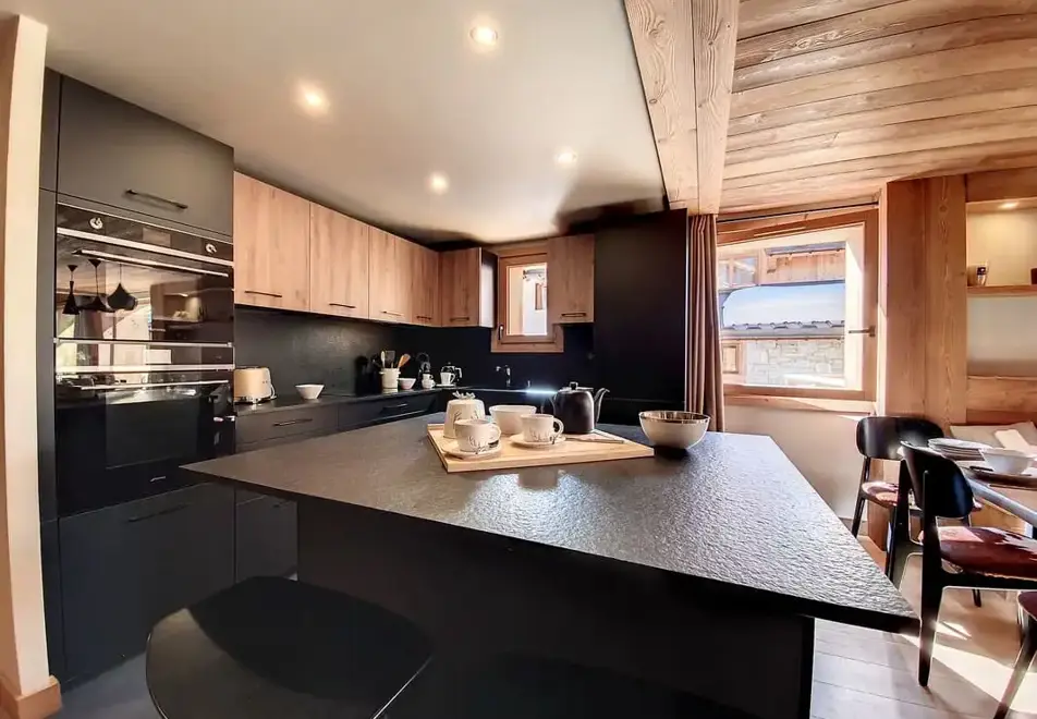 Chalet Edelweiss, Le Bettex (self catered chalet) - Open plan kitchen