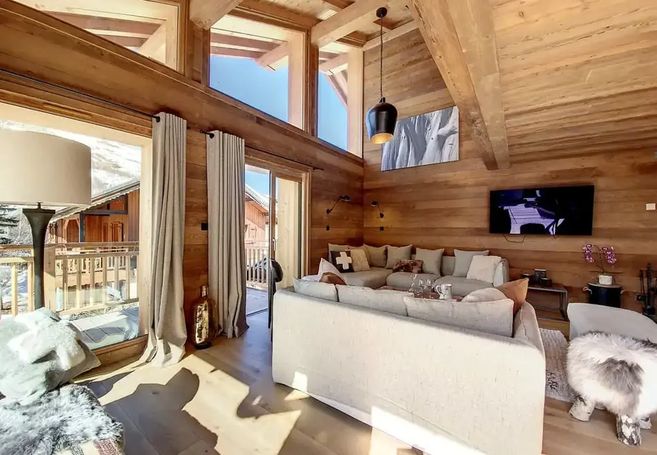 Chalet Edelweiss, Le Bettex (self catered chalet) - Open plan living and dining area