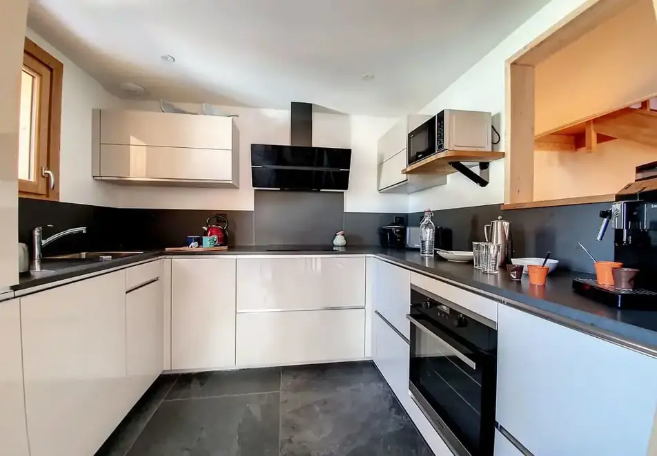 Chalet Rocher, Le Bettex (self catered chalet) - Open plan kitchen