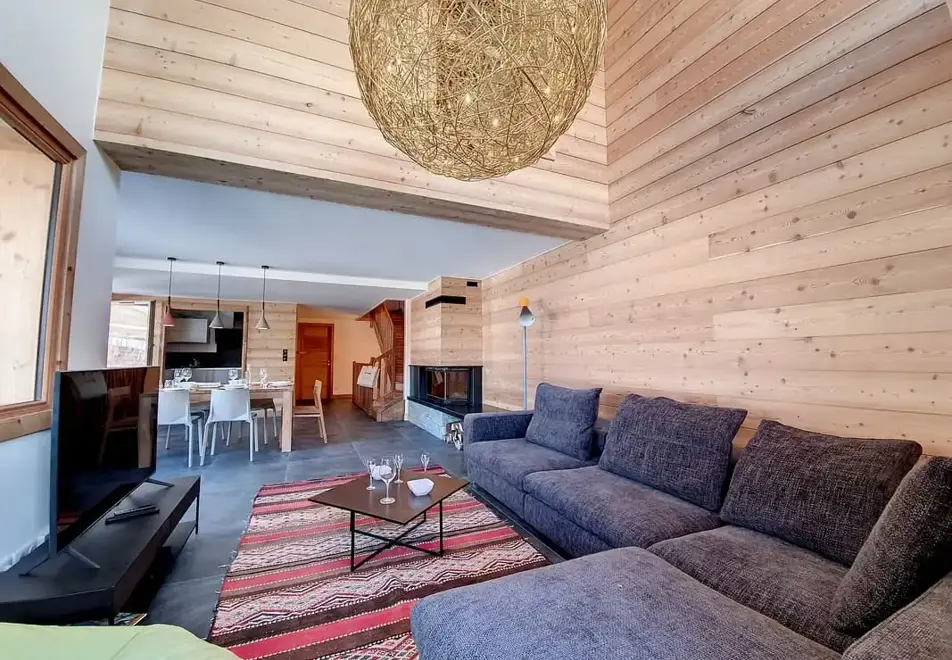 Chalet Rocher, Le Bettex (self catered chalet) - Open plan living and dining area