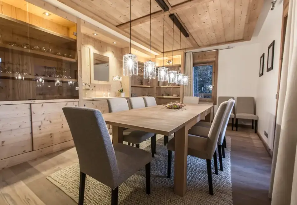 Whistler Lodge, Courchevel (self catered apartment) - Apartment B03