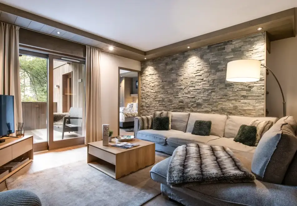 Whistler Lodge, Courchevel (self catered apartment) - Apartment B05