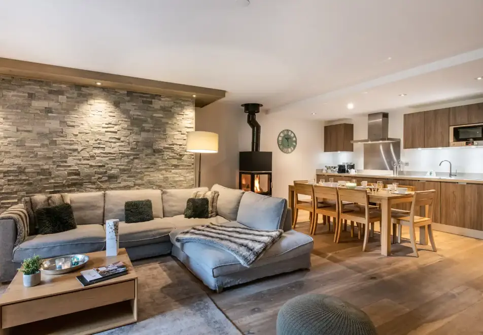 Whistler Lodge, Courchevel (self catered apartment) - Apartment B05