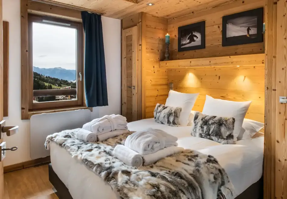 Whistler Lodge, Courchevel (self catered apartment) - Apartment B08