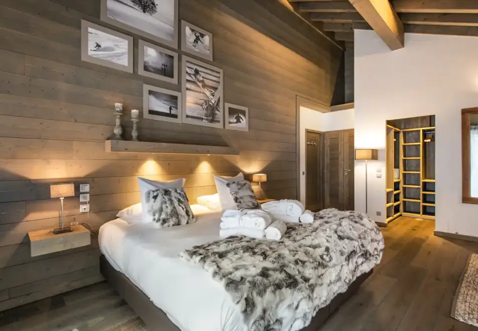 Whistler Lodge, Courchevel (self catered apartment) - Apartment B13