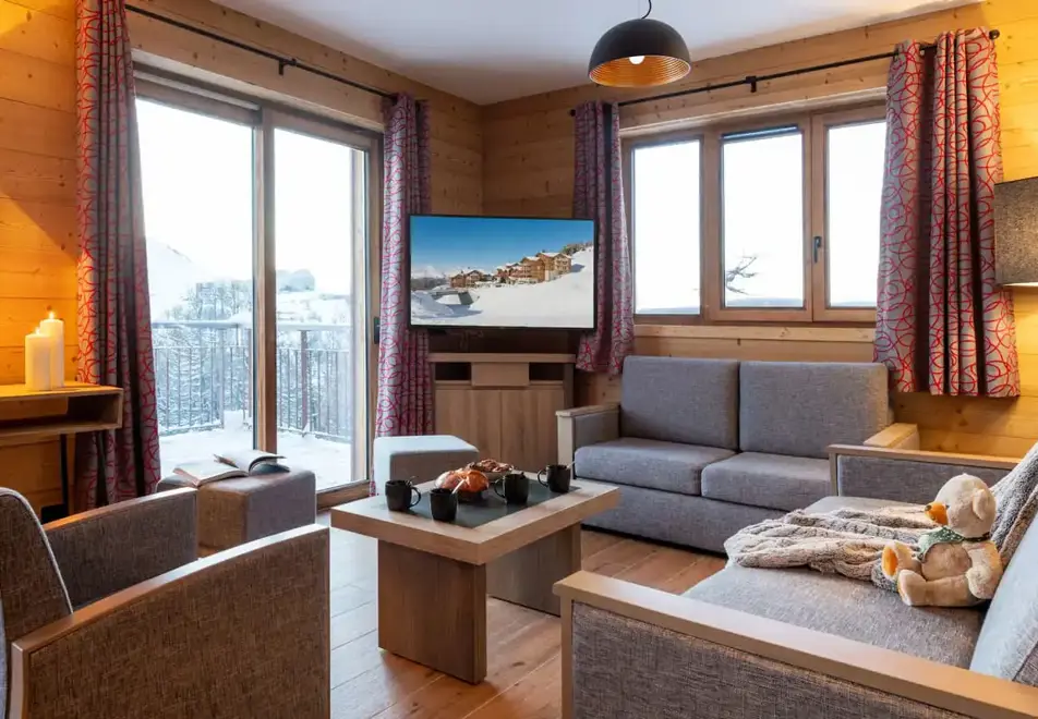 White Pearl, La Plagne (self catered apartments) - Typical apartment style