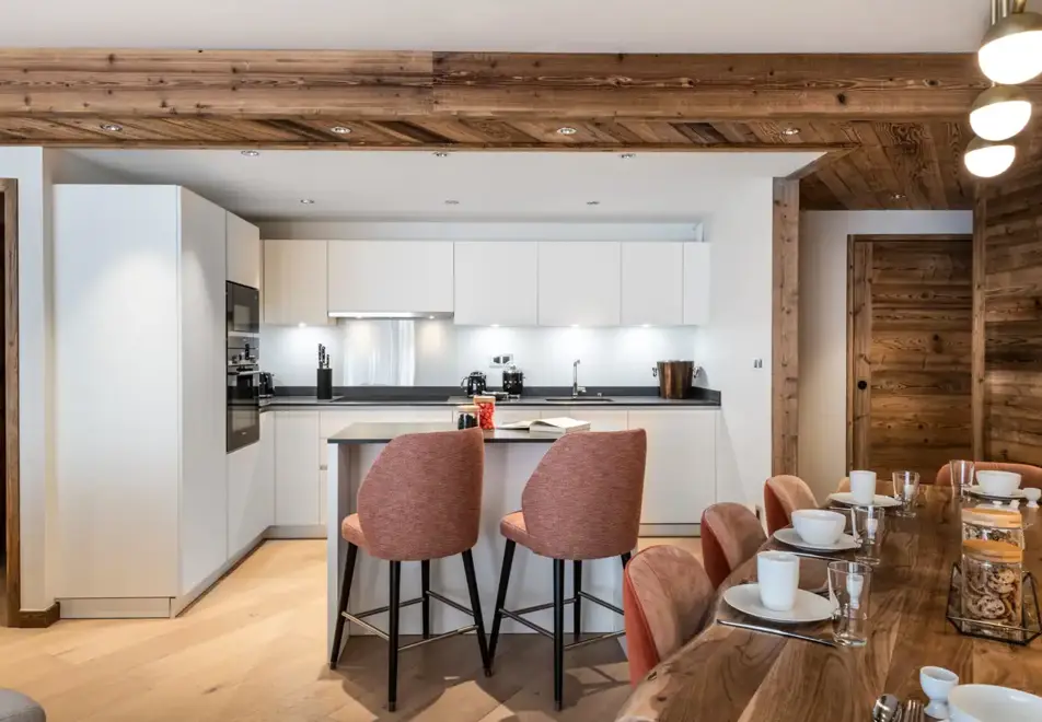 Alaska Lodge, Val d'Isere (self catered apartments) - Apartment 2