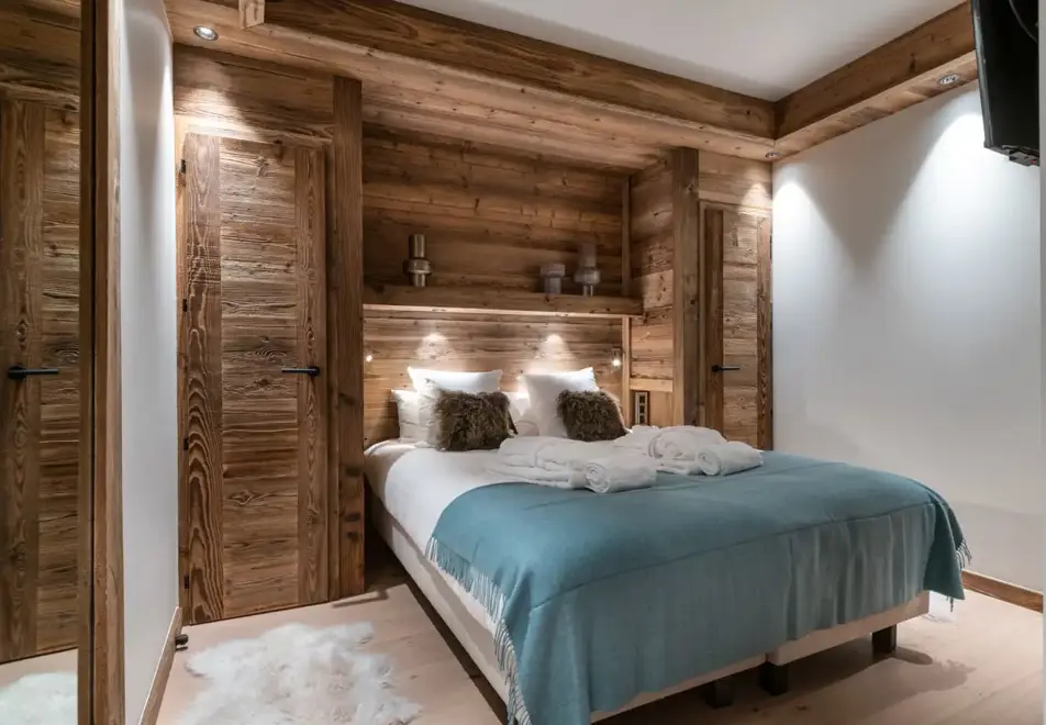 Alaska Lodge, Val d'Isere (self catered apartments) - Apartment 2
