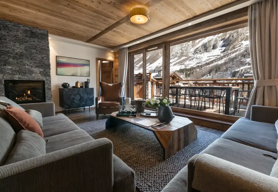 Alaska Lodge, Val d'Isere (self catered apartments) - Apartment 3