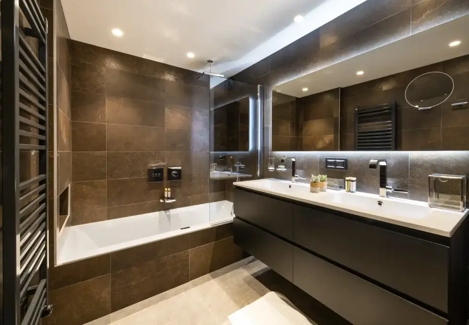 Alaska Lodge, Val d'Isere (self catered apartments) - Apartment 3