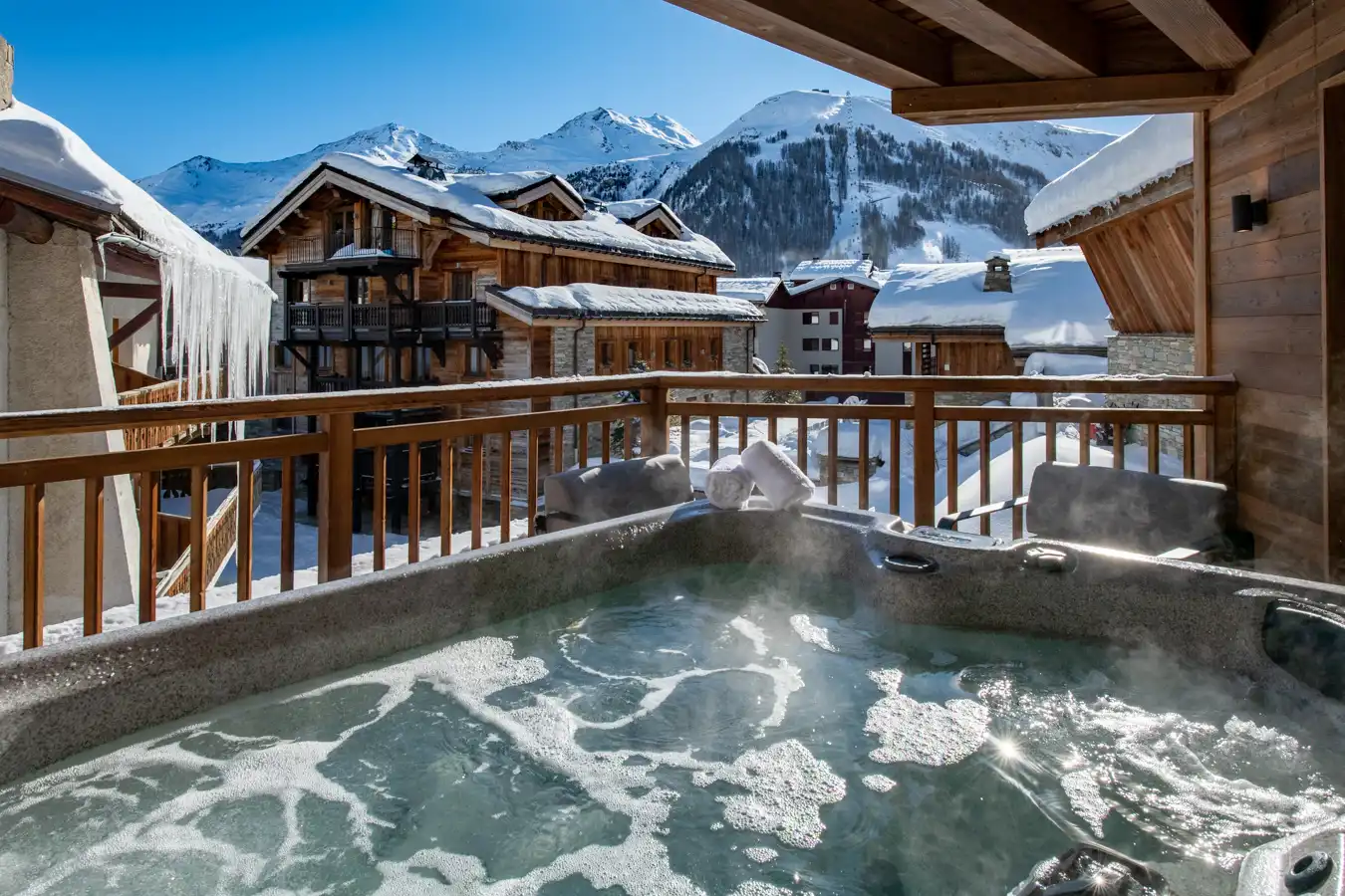 Alaska Lodge, Val d'Isere (self catered apartments) - Apartment 6