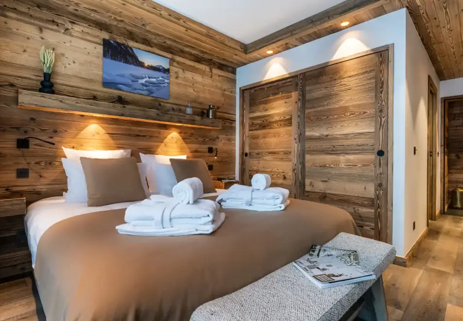 Alaska Lodge, Val d'Isere (self catered apartments) - Apartment 6
