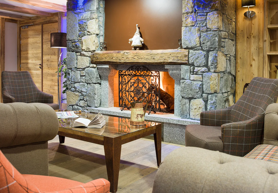 Les Chalets de Layssia, Samoens (self catered apartments) - Residence lounge