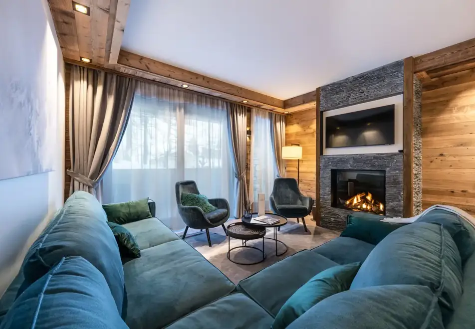Vail Lodge, Val d'Isere (self catered apartments) - Apartment A02