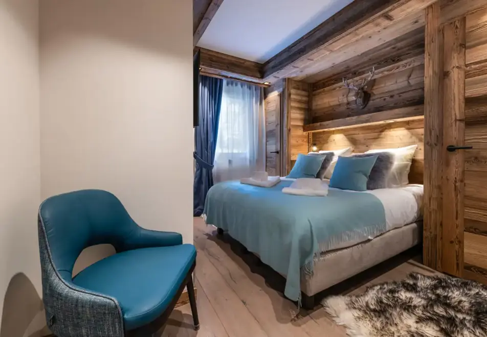 Vail Lodge, Val d'Isere (self catered apartments) - Apartment A02