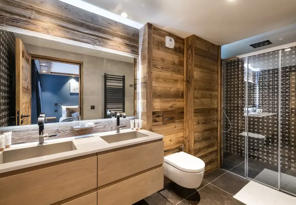 Vail Lodge, Val d'Isere (self catered apartments) - Apartment B41