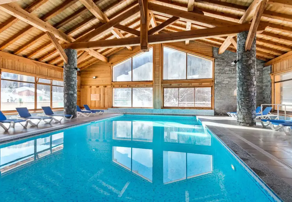 Le Hameau du Rocher Blanc, Serre Chevalier Chantemerle (self catered apartments) - Indoor pool