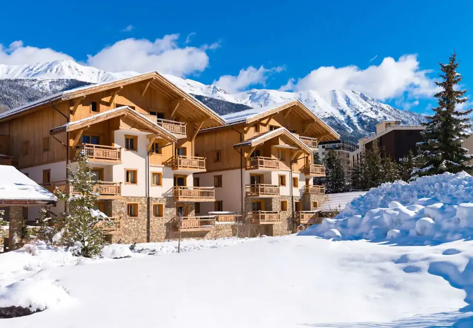 Le Hameau du Rocher Blanc, Serre Chevalier Chantemerle (self catered apartments)