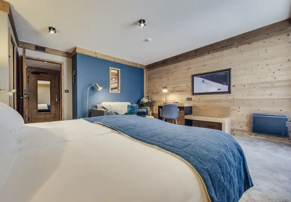 Avancher, Val d'Isere (self catered apartments & hotel) - Typical family room style in hotel