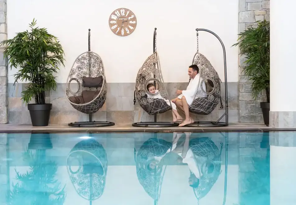 Lodge des Neiges, Tignes 1800 (self catered apartments) - Indoor pool