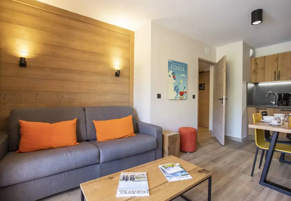 La Residence Club Samoens Village, Samoens (self catered apartments) - Typical 1 bed confort style apartment ©Manureyboz