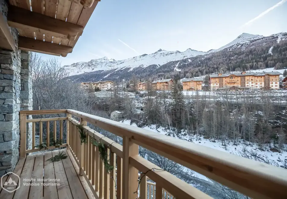 Chalet Arcelle, Val Cenis (self catered chalet) - Terrace view