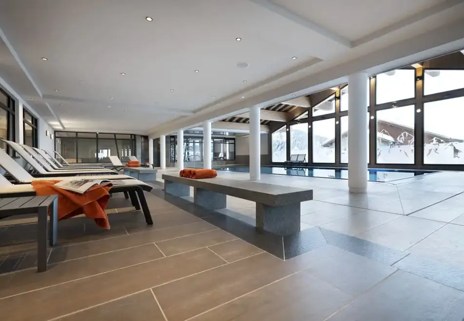 Alpen Lodge, La Rosiere (self catered apartments & hotel) - Indoor pool