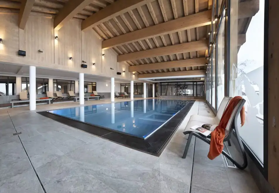 Alpen Lodge, La Rosiere (self catered apartments & hotel) - Indoor pool