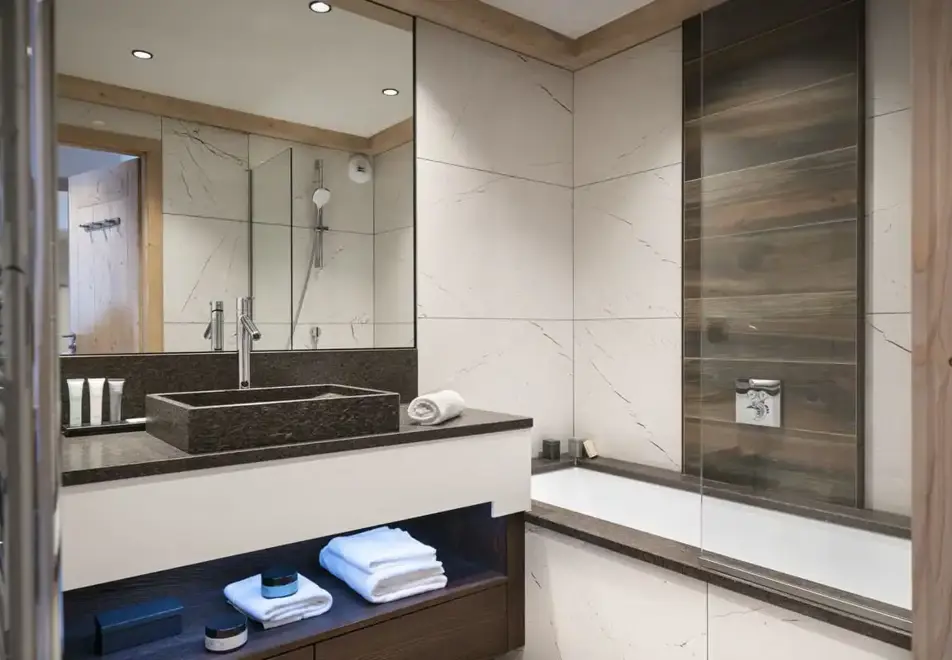 Alpen Lodge, La Rosiere (self catered apartments & hotel) - Typical bathroom style