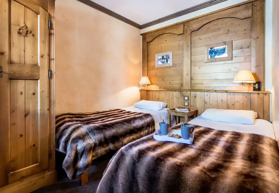 Village Montana, Tignes le Lac (self catered apartments) - Typical 4 person apartment style