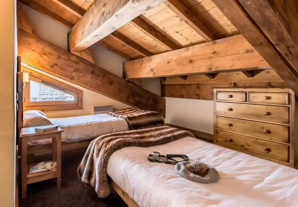 Village Montana, Tignes le Lac (self catered apartments) - Typical 8 person apartment style