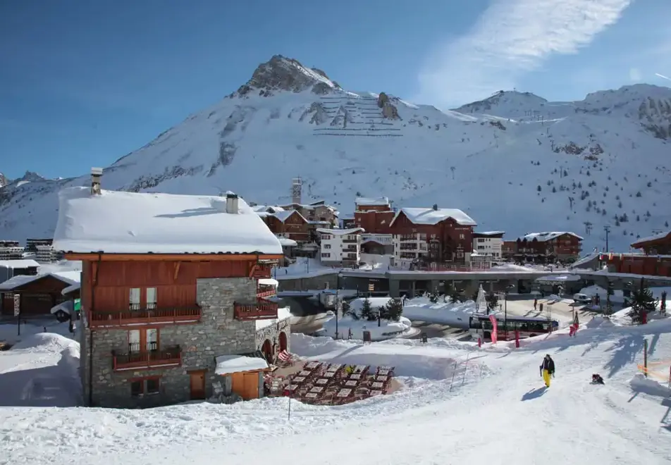 Village Montana, Tignes le Lac (self catered apartments)