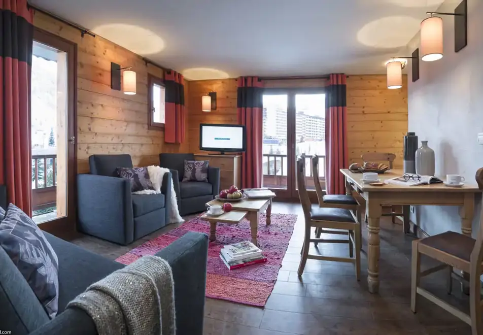 Village Montana, Tignes le Lac (self catered apartments) - Typical 6 person apartment style