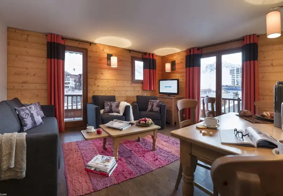 Village Montana, Tignes le Lac (self catered apartments) - Typical 6 person apartment style