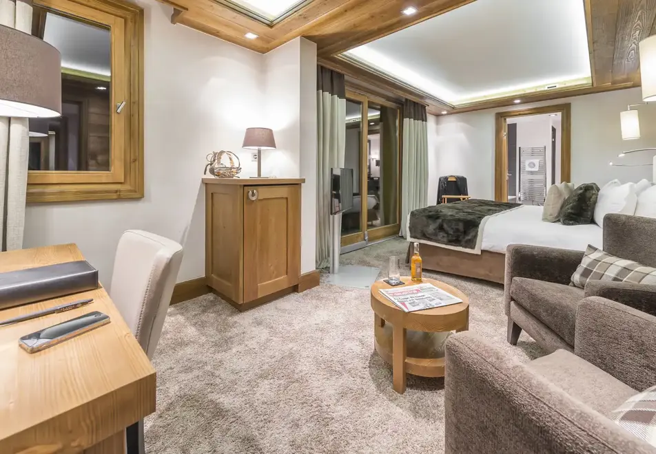 La Kaila, Meribel (hotel) - Typical privilege room style