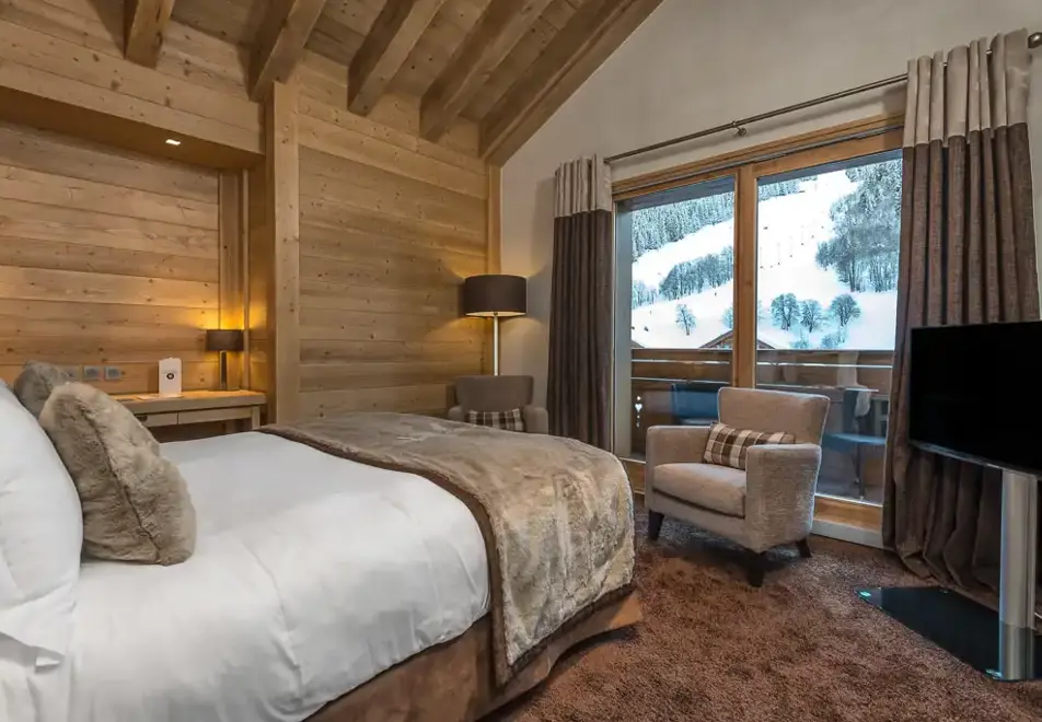 La Kaila, Meribel (hotel) - Typical signature room style