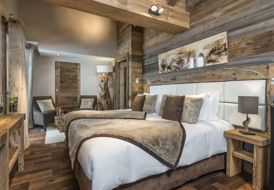 La Kaila, Meribel (hotel) - Typical chalet style