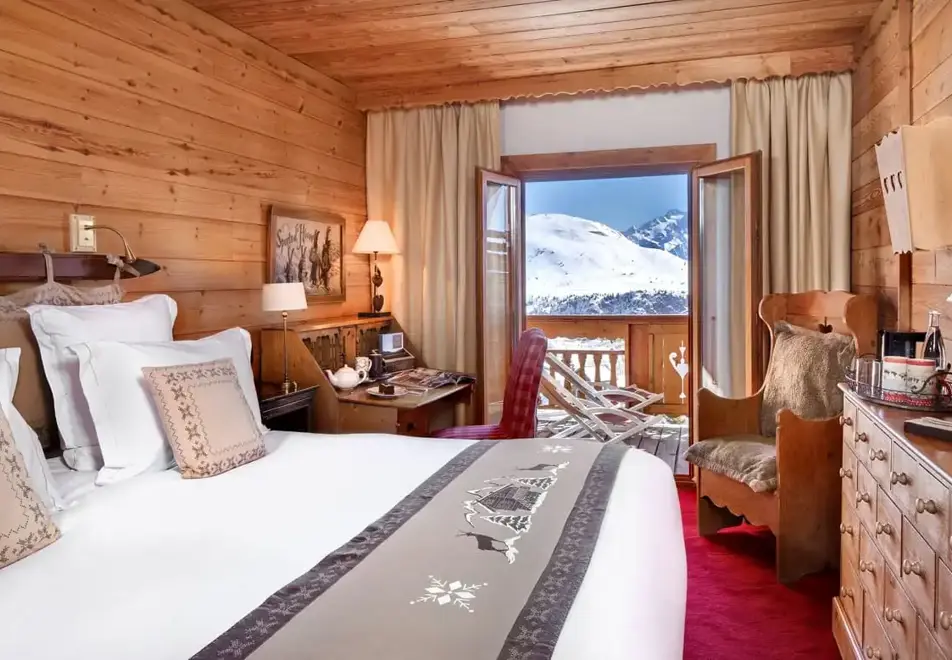 Chamois d'Or, Alpe d'Huez (hotel) - Typical confort room style