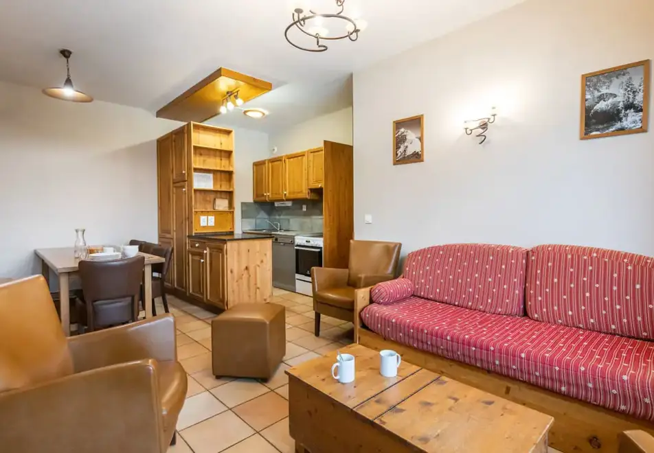 Les Balcons de Belle Plagne, Belle Plagne (self catered apartments) - Typical apartment style