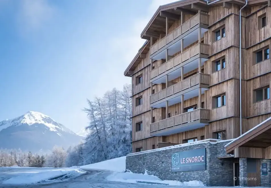 Snoroc, Plagne Montalbert (self catered apartments) - Mountain views