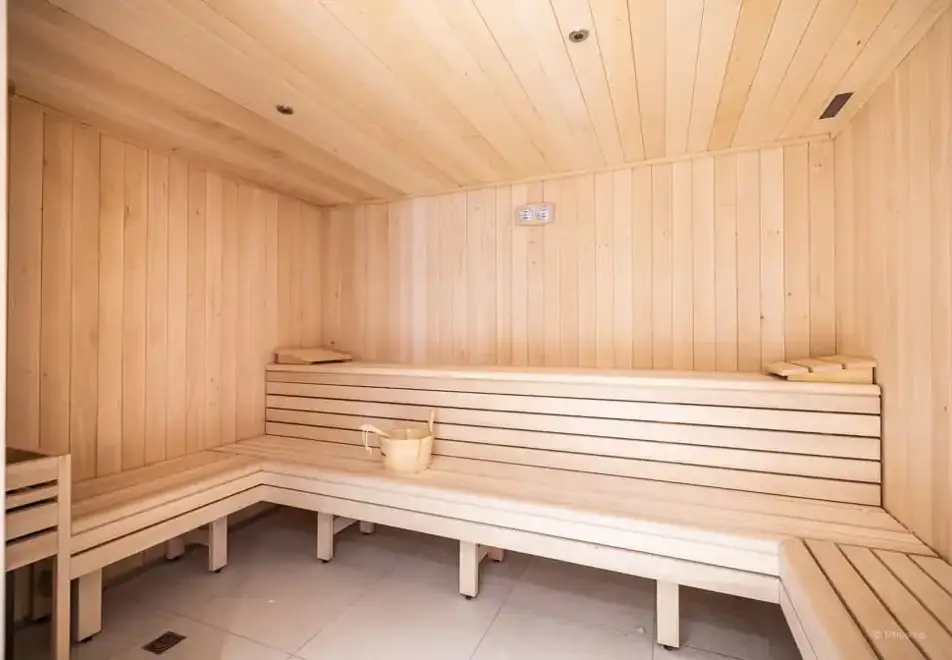 Snoroc, Plagne Montalbert (self catered apartments) - Sauna