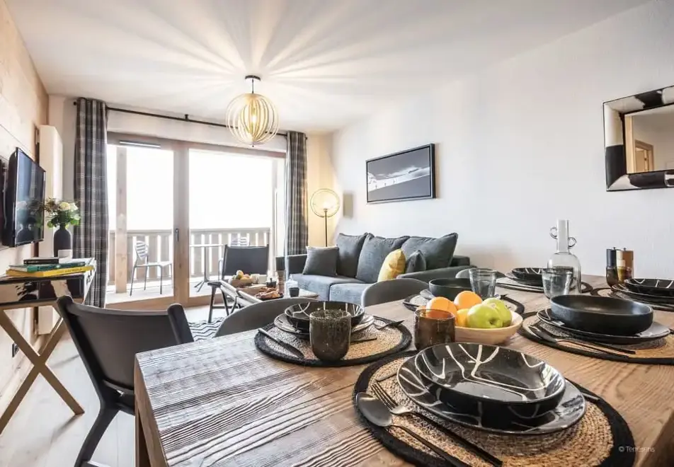 Snoroc, Plagne Montalbert (self catered apartments) - Typical 2 bedroom alc apartment style