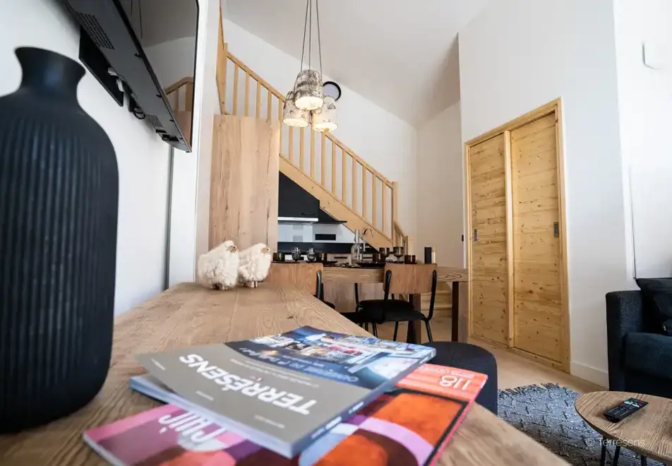 Les Roches Blanches, Combloux (self catered apartments) - Typical 1 bed 4 apartment style