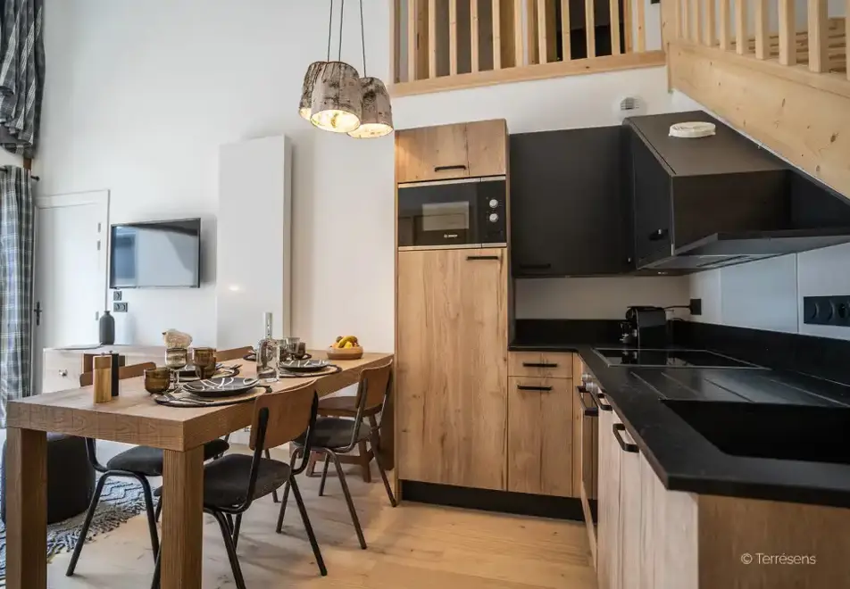 Les Roches Blanches, Combloux (self catered apartments) - Typical 1 bed 4 apartment style